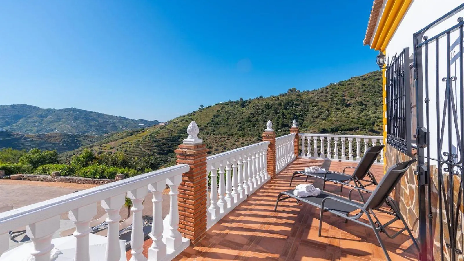 Villa Javier Sayalonga By Ruralidays 0*,